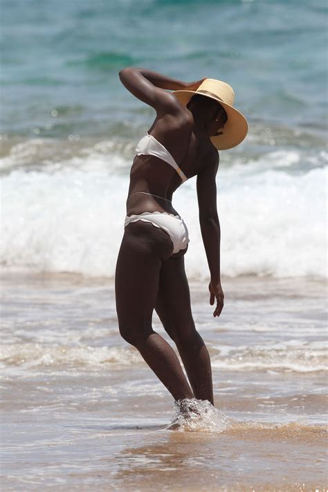 Lupita Nyong’o In Bikini At A Beach I Haeaii Hawtcelebs