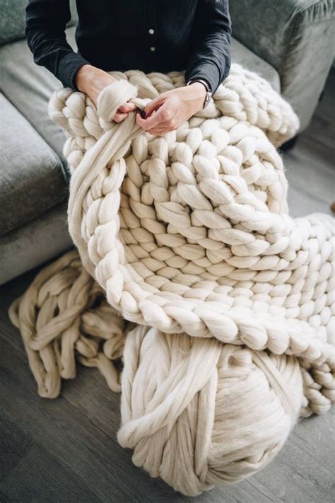 diy knit blanket      minutes girlfriend