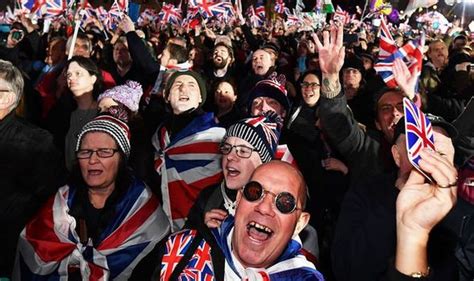 brexit celebrations erupt  parliament square  pm  uk officially leaves  eu uk