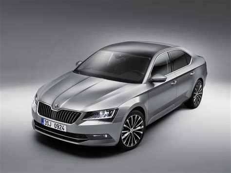 skoda superb lighter   kg launch  india