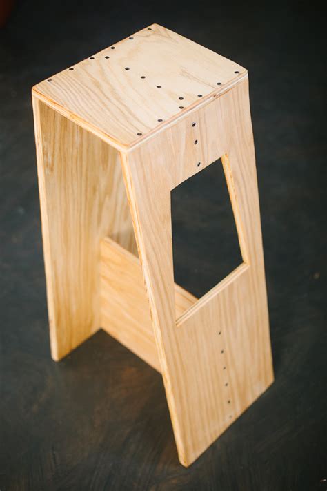 woodwork diy stool  plans