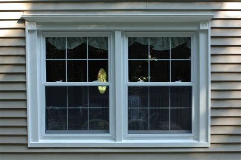 pros  cons  single hung double hung window types
