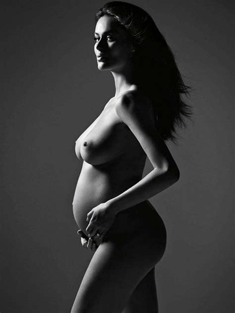 nicole trunfio naked and pregnant for harpers on