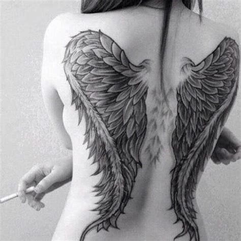 pin de nela en imagenes tatuajes tatuajes de alas y tatuajes de alas de angel