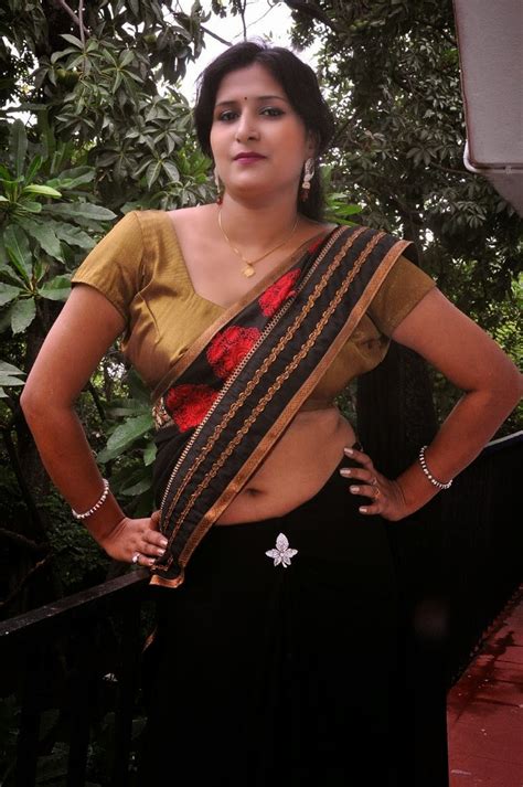 special for all mallu aunty hot navel show hd photos in saree mallu