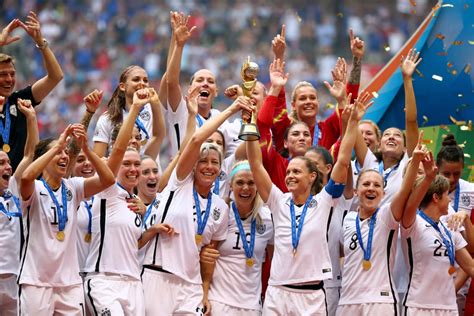 Celebrity Reactions To Usa Women S Soccer World Cup Win