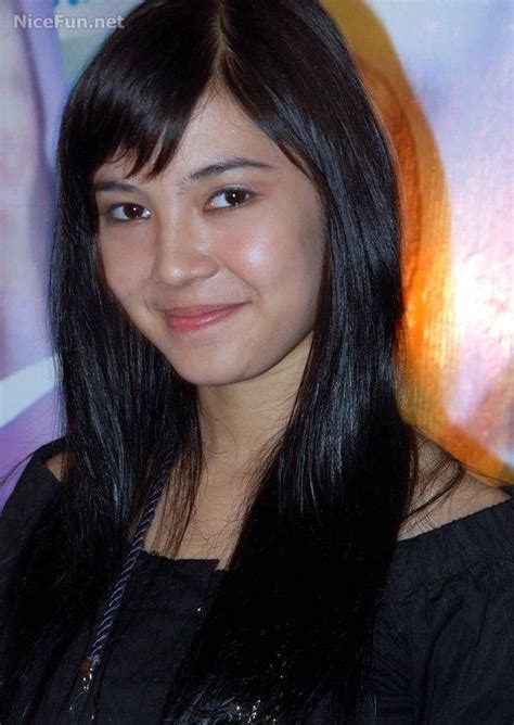 Broklin Indonesia Actress Ratna Galih Pictures