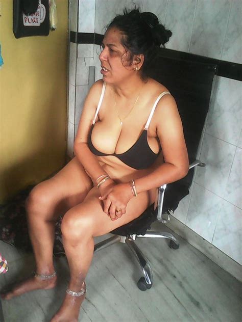 meena bhabhi sexy open big boobs photo gallery porn pics sex photos