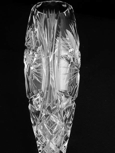Vintage Lead Crystal Footed Bud Vase Star Pinwheel Pattern 8 H