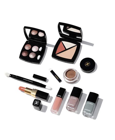 chanel fall winter  makeup collection  beauty  book