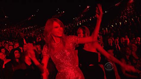 Taylor Swift  Find And Share On Giphy