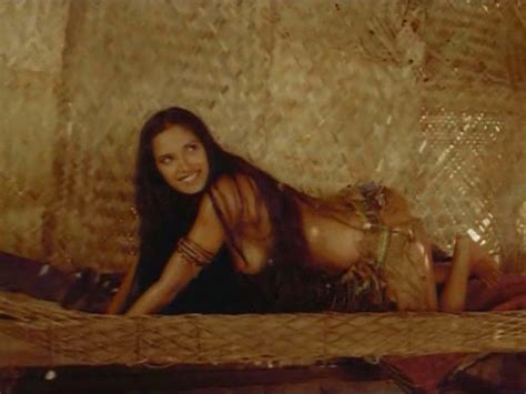 Nude Video Celebs Padma Lakshmi Nude Caraibi S01e02 04