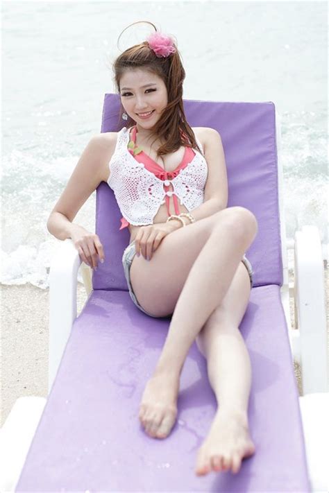 the iskandaloso group the cutest and sexiest asians lee eun hye