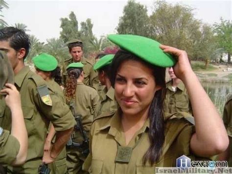 edan foto foto eksklusif tentara israel yang cute gaya eksis