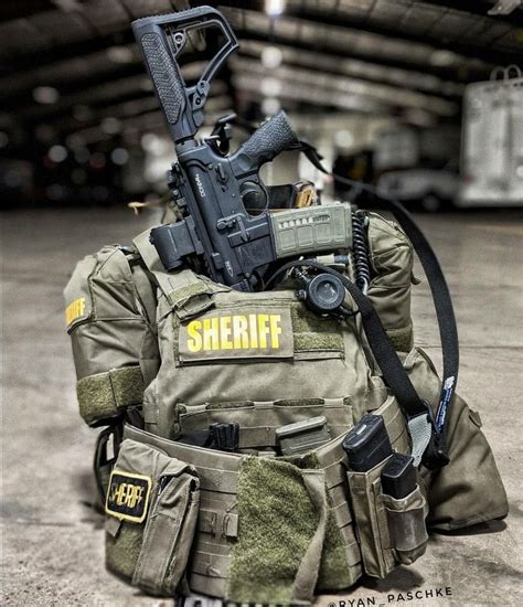 pin  mike  stuff  love police tactical gear tactical gear battle belt