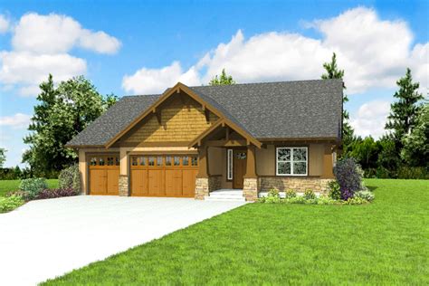 craftsman ranch home plan   master suites  architectural designs house plans