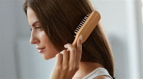how to brush your hair 4 important hair combing mistakes