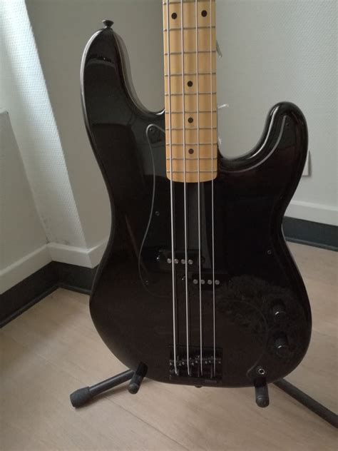 Photo Fender Roger Waters Precision Bass Fender Roger