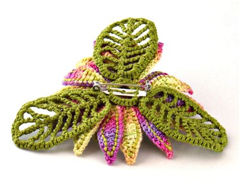 crochet brooch fiber brooch irish crochet pin daisy brooch