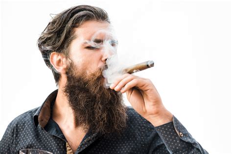 complete guide    smoke cigars decobizz lifestyle blog