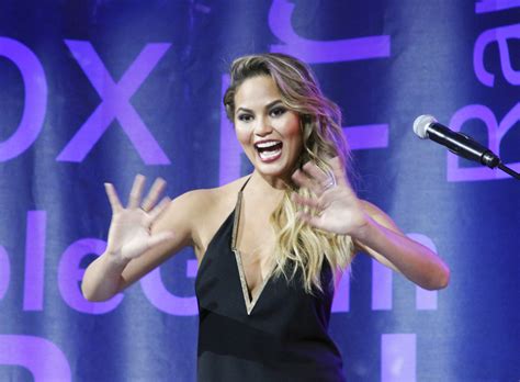 chrissy teigen is doing something truly remarkable with chicken wings
