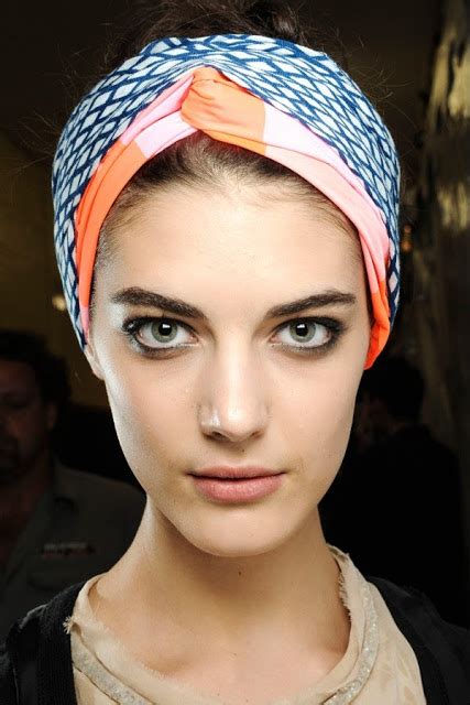 latest fashion styles   world  headscarf fashion trends