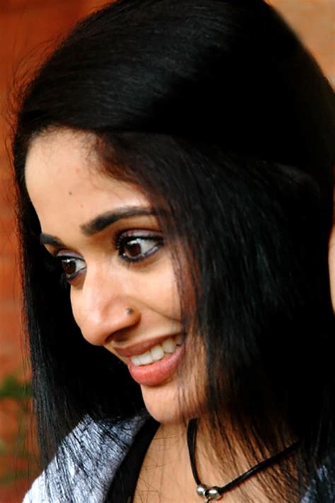kavya madhavan malayalm actress large closeup full hd