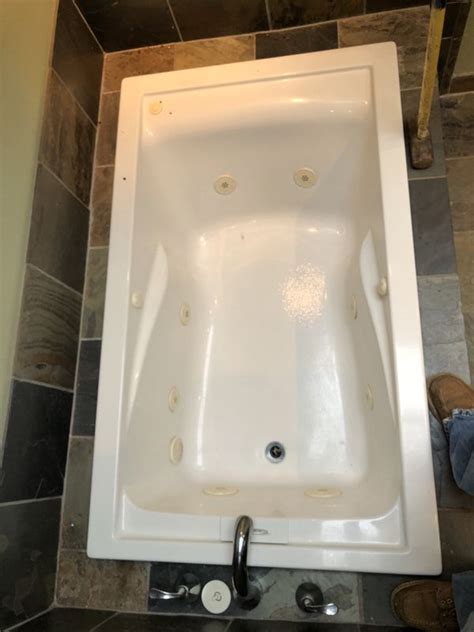 jetted tub  sale  federal  wa offerup