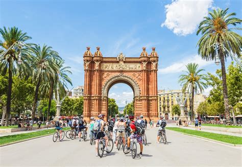 fietstours  barcelona ontdek barcelona op de fiets