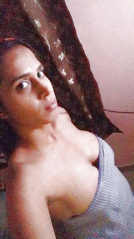 srilankan pradeepa colombo 4 girl nude selfie leaked 2016 20 pics