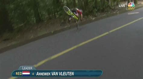 dutch rider crashes hard leading womens road race sports illustrated