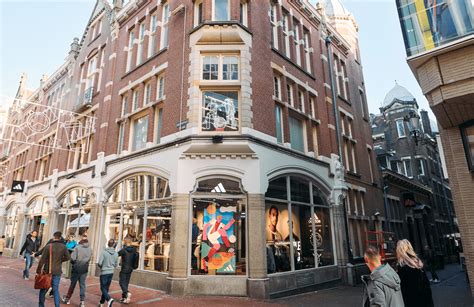 nieuwe adidas store geopend  de kalverstraat sneakerjagers