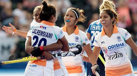 Women S Hockey World Cup 2018 India Thrash Italy 3 0 To Reach