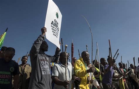 amcu  charges dropped  mail guardian