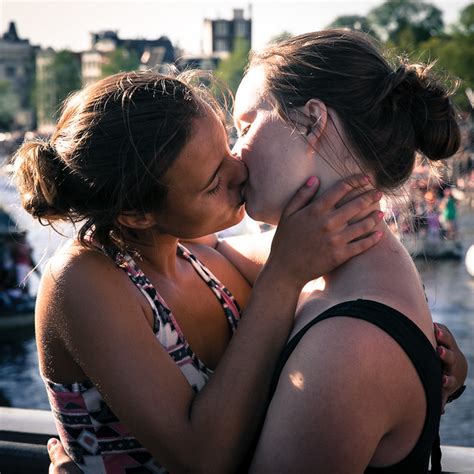 Lesbian Kiss Flickr Photo Sharing