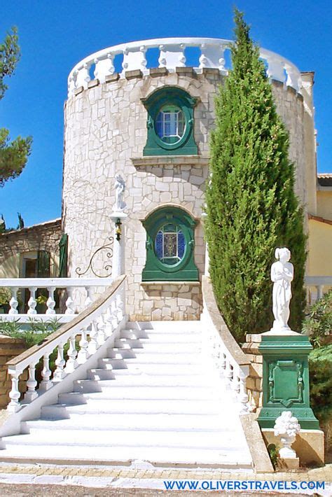 villa romane   spacious stone built holiday villa  provence    magnificent