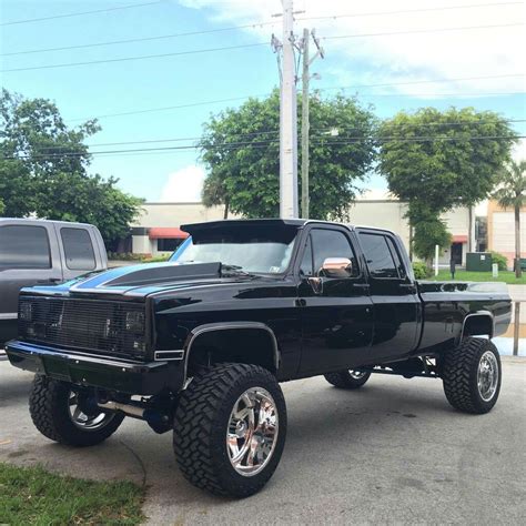 chevy  custom chevy trucks chevy pickup trucks lifted chevy trucks classic chevy trucks