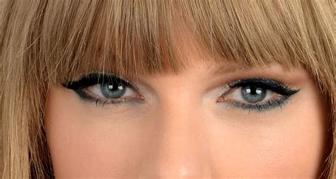 Well This Is Clearly Taylor Swift S Coolest Eye Makeup Look Yet Glamour