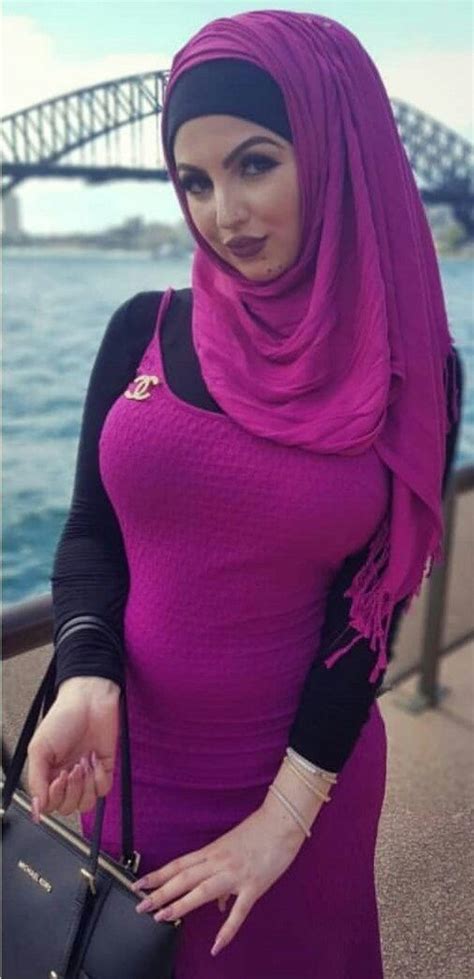 Sexy Mädchen Mit Hijab – Telegraph