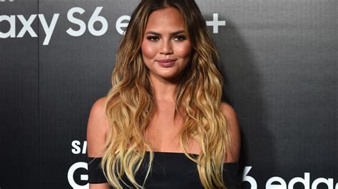 chrissy teigen has a snl sketch idea based on all these sexual