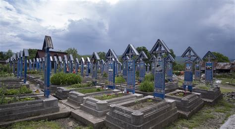 het vrolijke kerkhof een gevangenis van de dictatuur en nog meer op  dag cees en marie