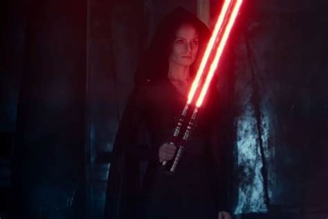 rey is evil sith and belongs to the dark side of the force películas