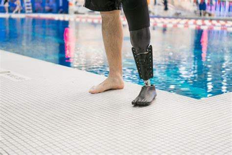 innovative prosthetic leg propels wearers  water
