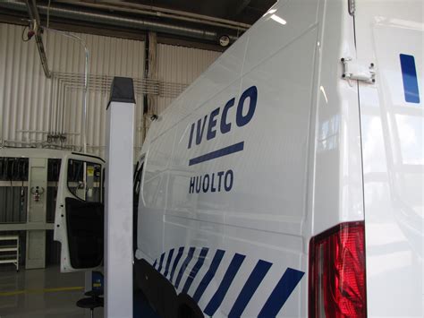 laadukas autohuolto espoo plc truck service autokorjaamo