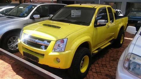 isuzu kb  teq extended cab kw   auction pv