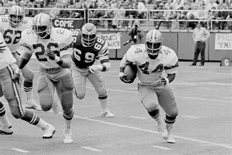 robert newhouse 64 rusher whose pass secured a title dies the new