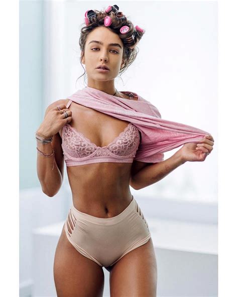 Sommer Ray Nude And Sexy Photos Plus Leaked Porn Video