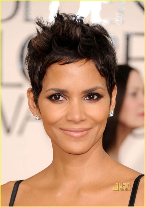 cool wallpapers halle berry