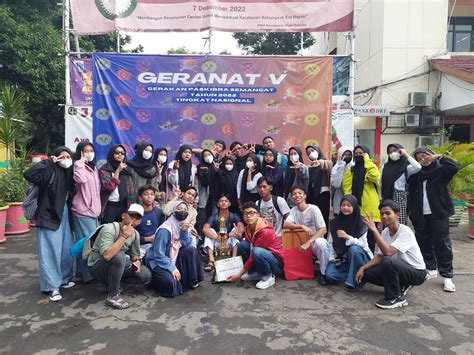 Gerakan Paskibra Semangat Geranat Universitas Negeri Jakarta Sman