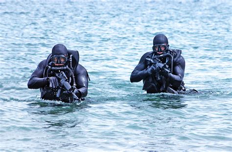 navy seal teams     deadlier due    technology  national interest blog